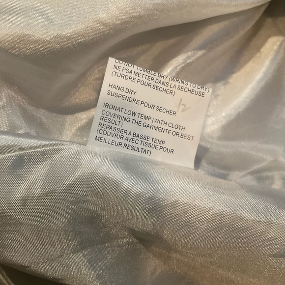 “COCO & TASHI” Black and White Floral Coat Dress . - Picture 13 of 15